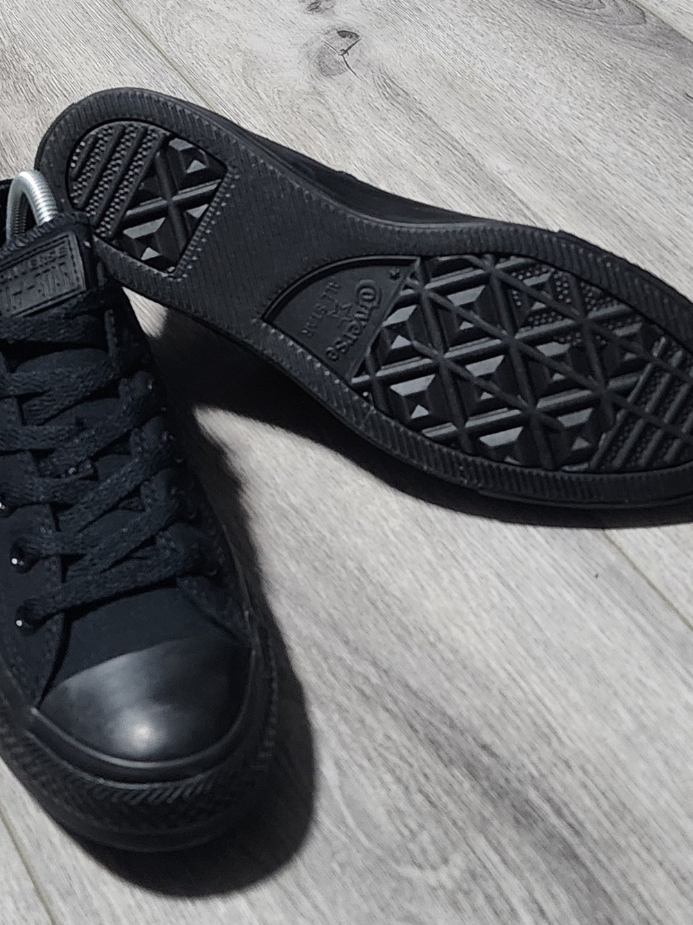 NWOB Converse Chuck Taylor All Star Black Monochrome Low Top Sneakers Womens 9.5 - Picture 7 of 8